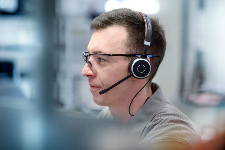 24h Hotline 24h Hotline